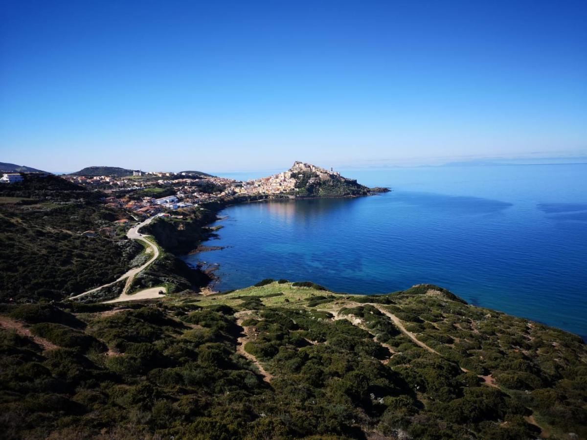 La Tartaruga Spiaggiata - Bilocale Centrale A Pochi Metri Dalla Spiaggia كاستيلساردو المظهر الخارجي الصورة
